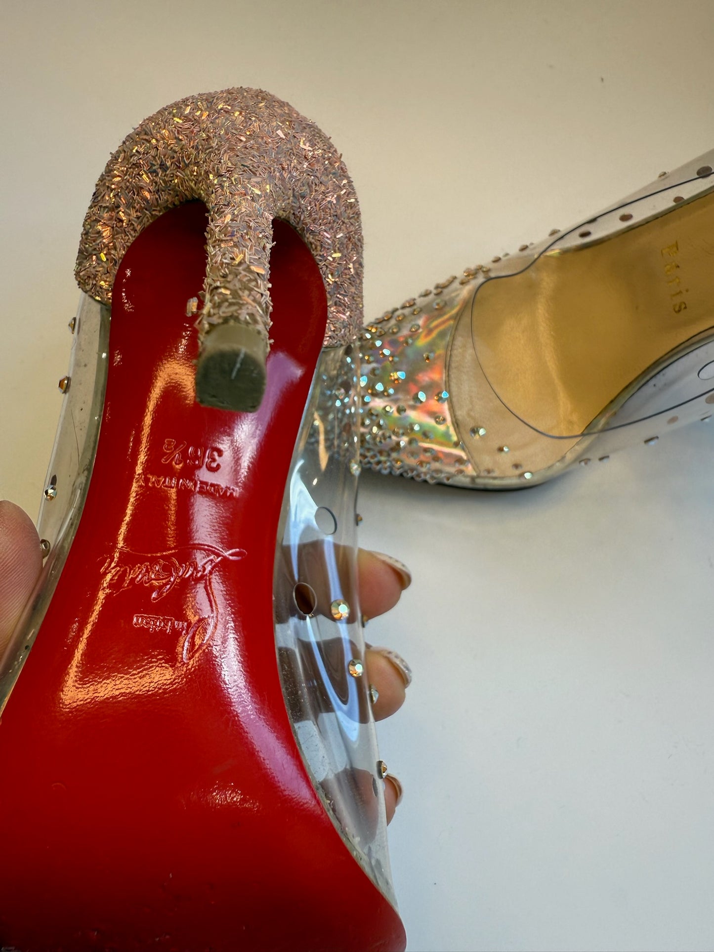 Louboutin heels size 36.5
