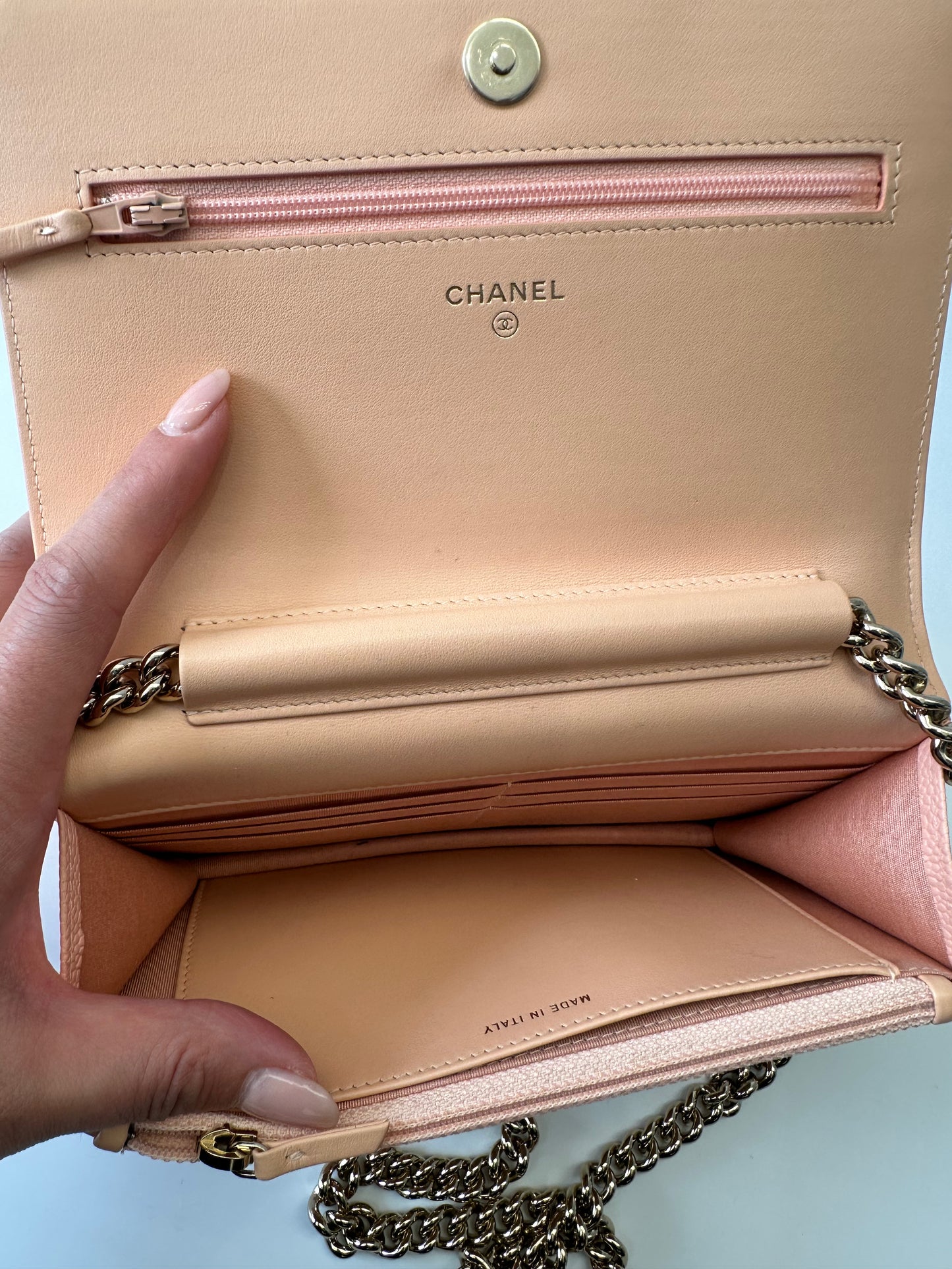 Chanel Boy wallet on chain ghw