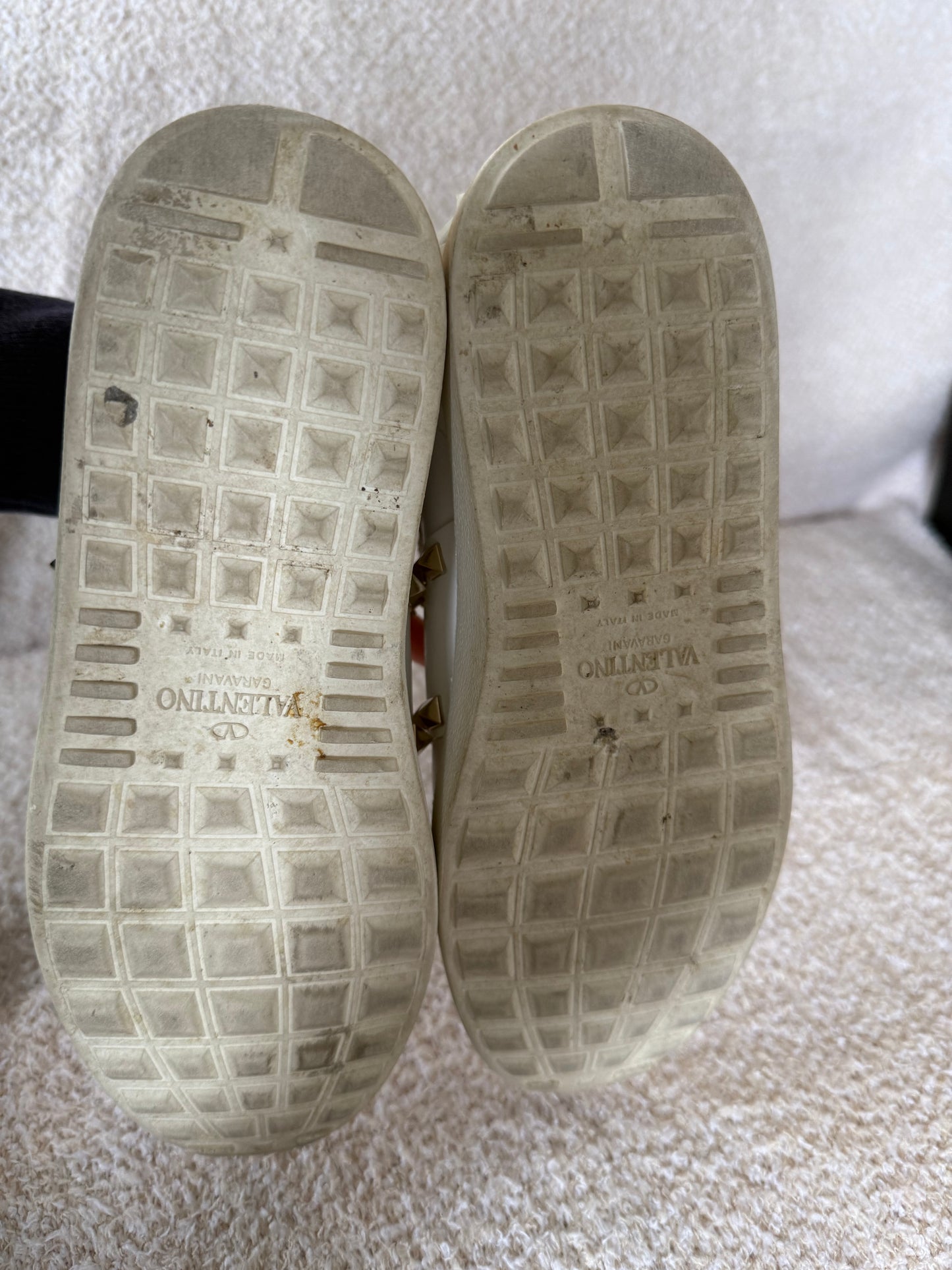 Valentino stud sneakers size 35