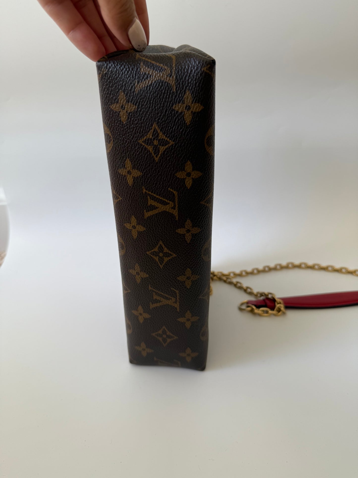 Louis Vuitton Placid chain shoulder bag