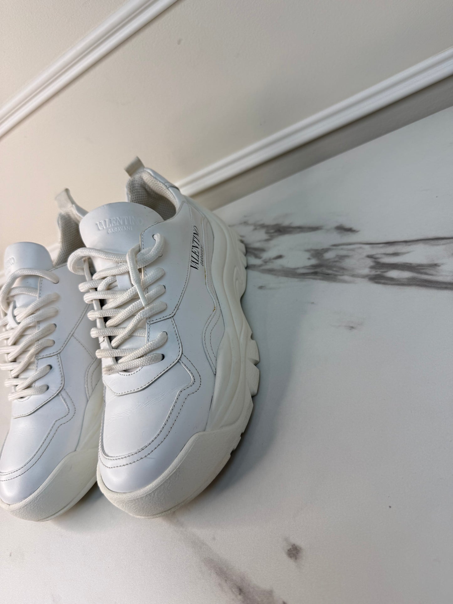 Valentino Garavani Gumboy leather sneakers size 38