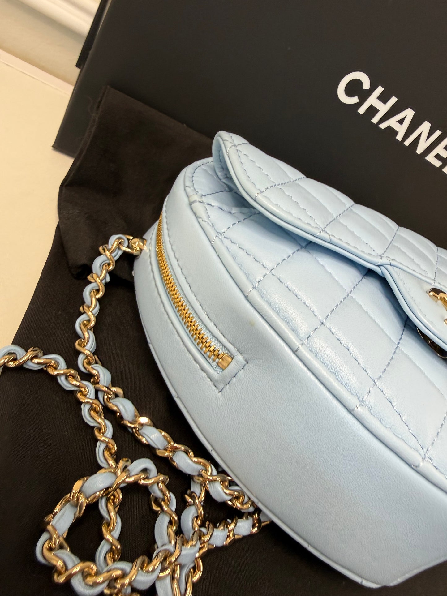 Lambskin Chanel quilted Love heart bag