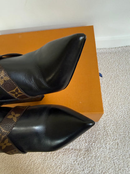 Louis Vuitton Matchmake Ankle Boots size 35