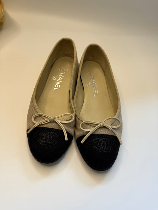 Chanel Ballet flats