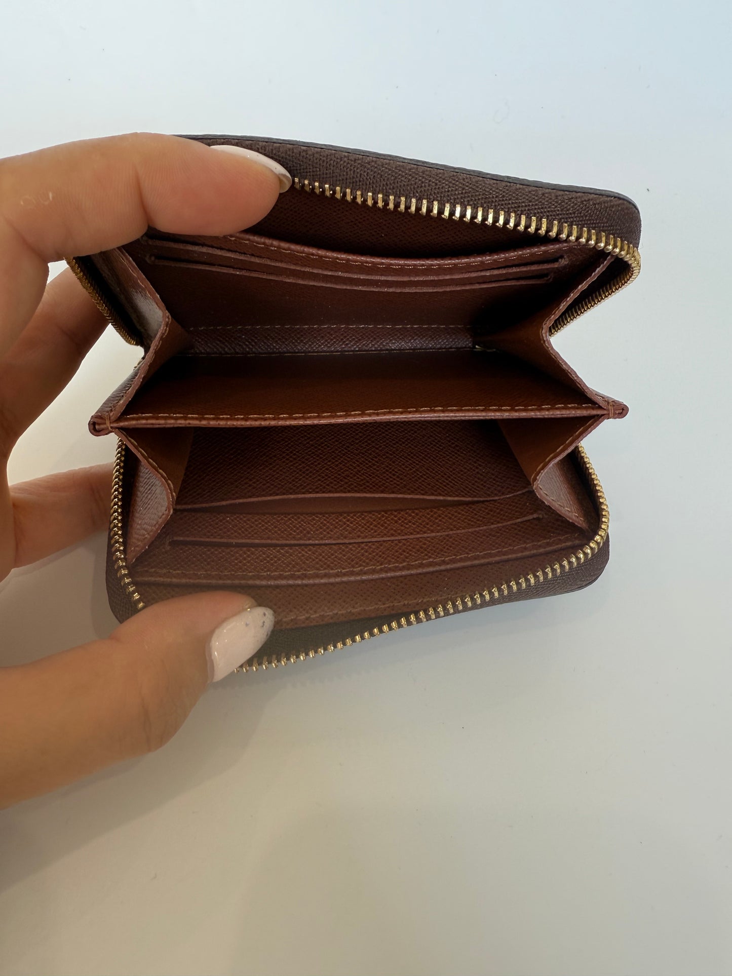 Louis Vuitton Monogram Zippy Wallet