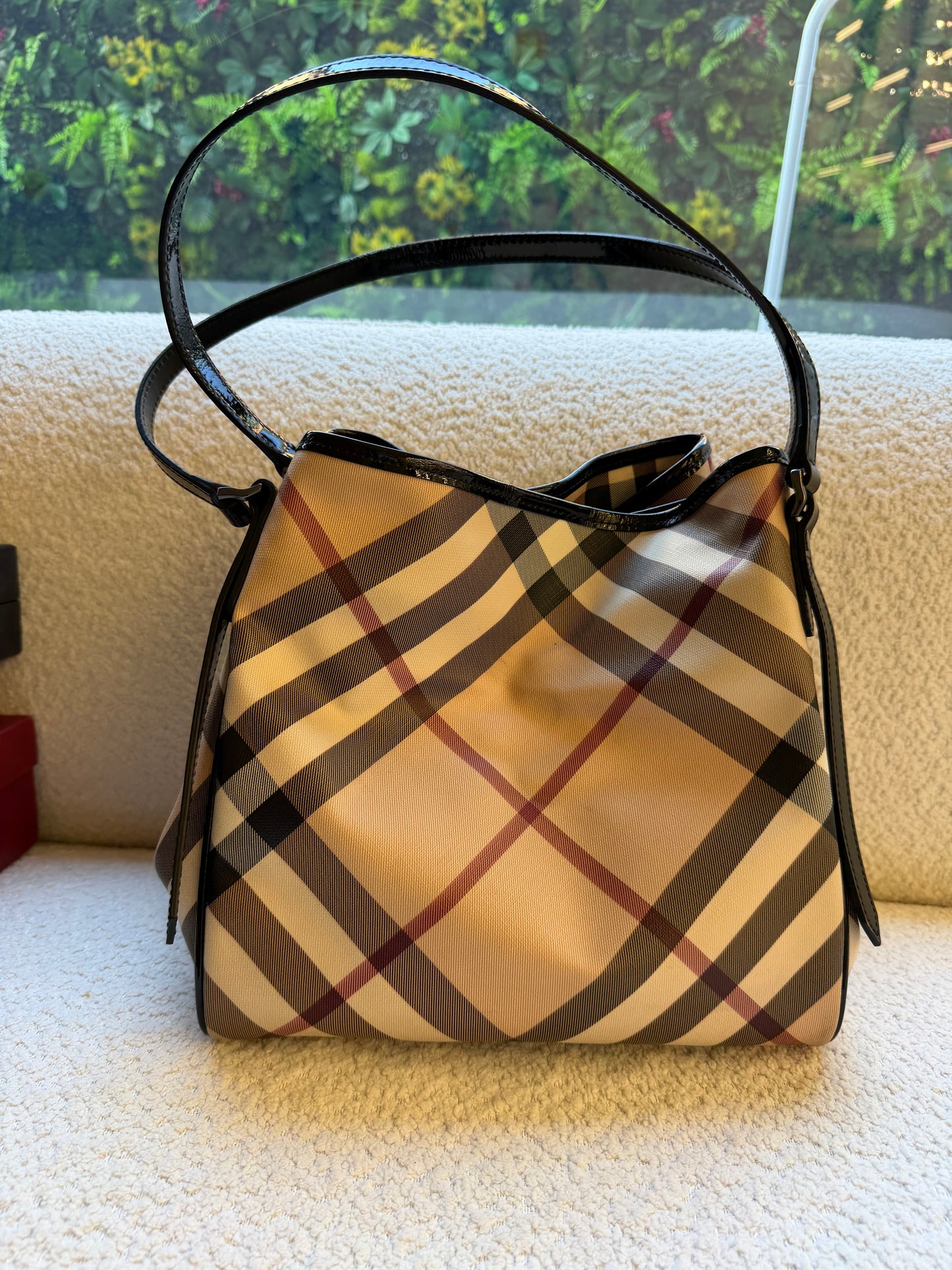 Burberry shopping Tote