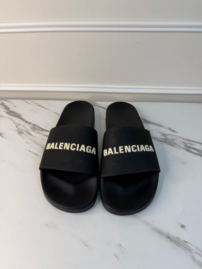 Balenciaga logo pool slide sandals UK12