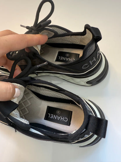 Chanel Sneakers size 38.5