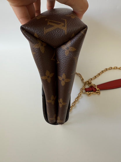 Louis Vuitton Placid chain shoulder bag