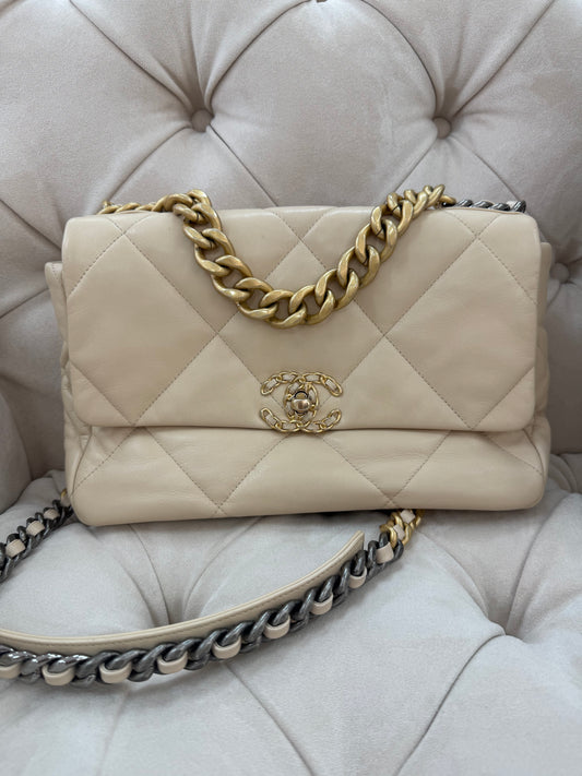 Chanel 19 Bag