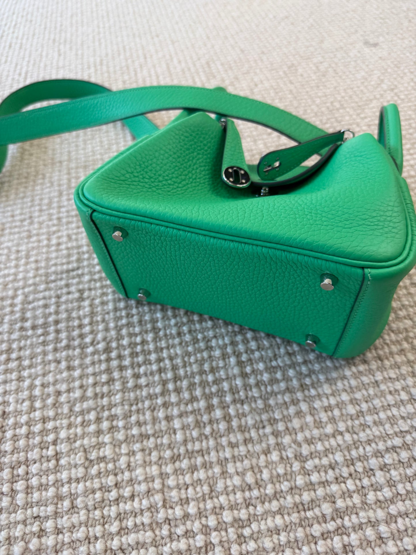 Hermès Mini Lindy clemence bag