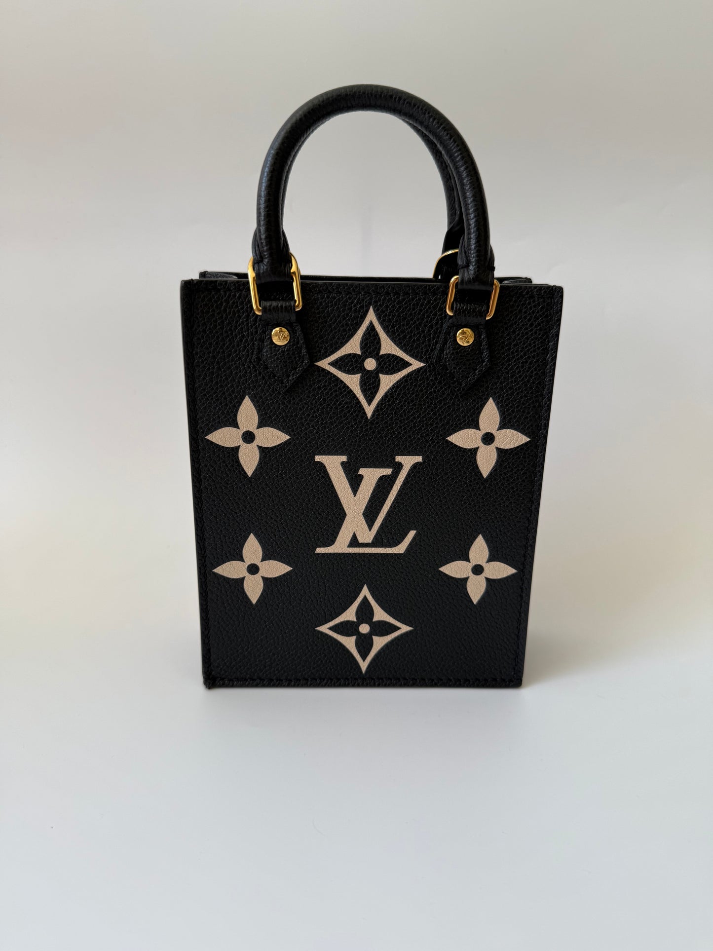 Louis Vutton Petition Sac Plat in Bicolor black & beige