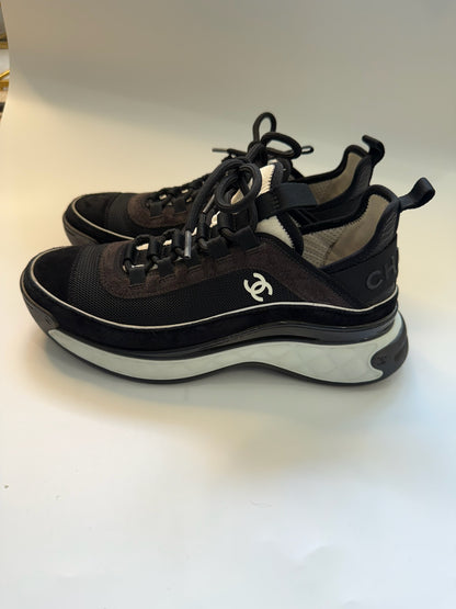 Chanel Sneakers size 38.5