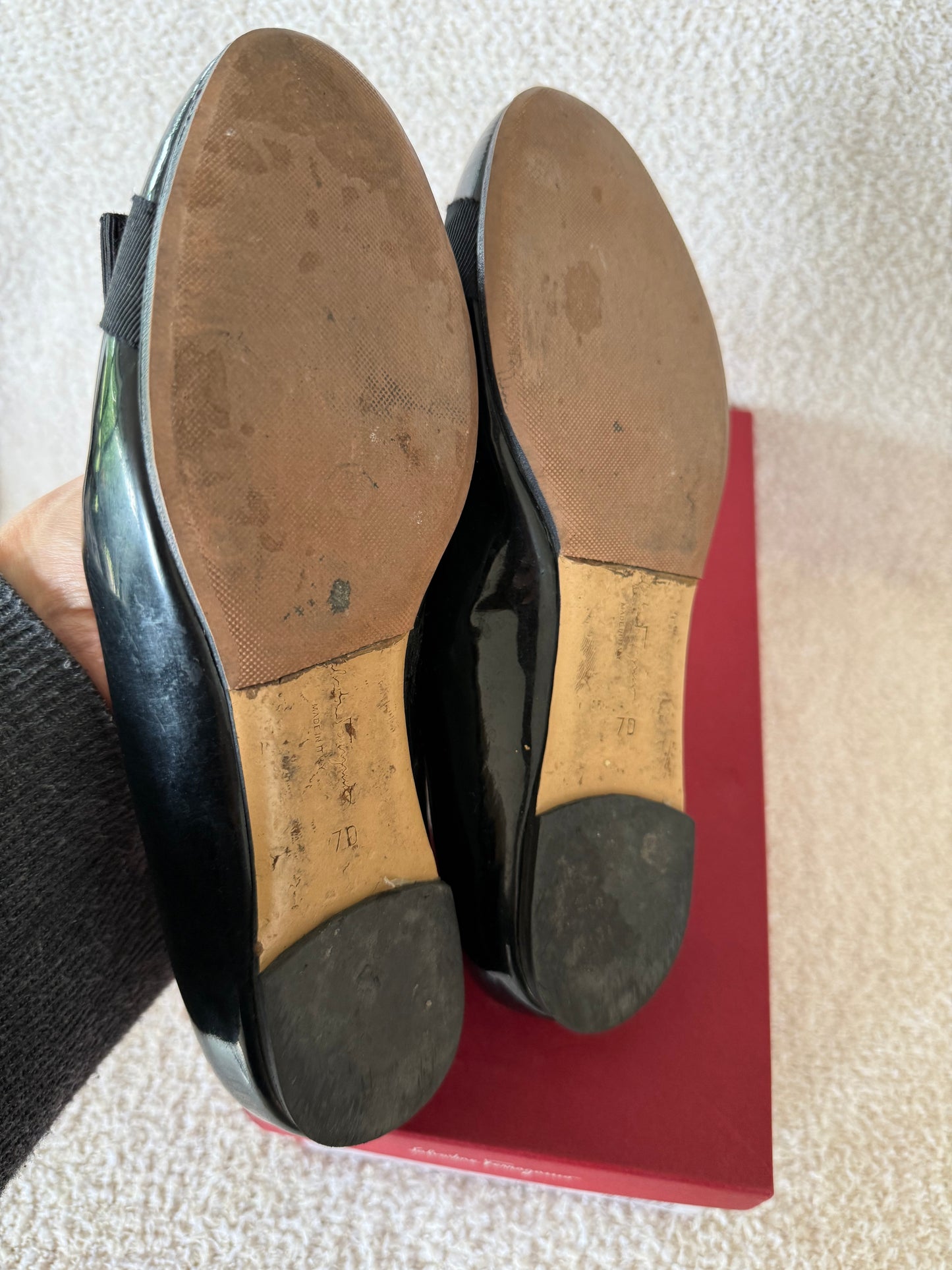 Salvatore Ferragamo Varina ballet flats Size 7