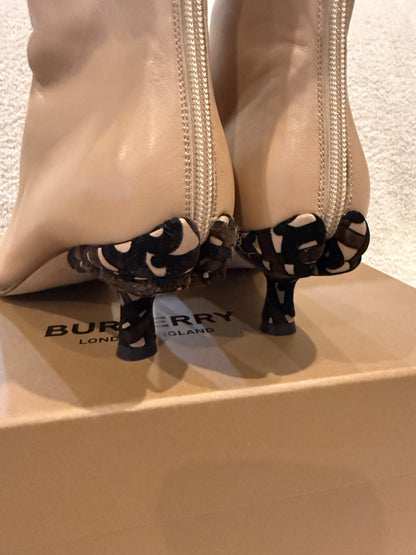Burberry beige leather Jamila boots size 38