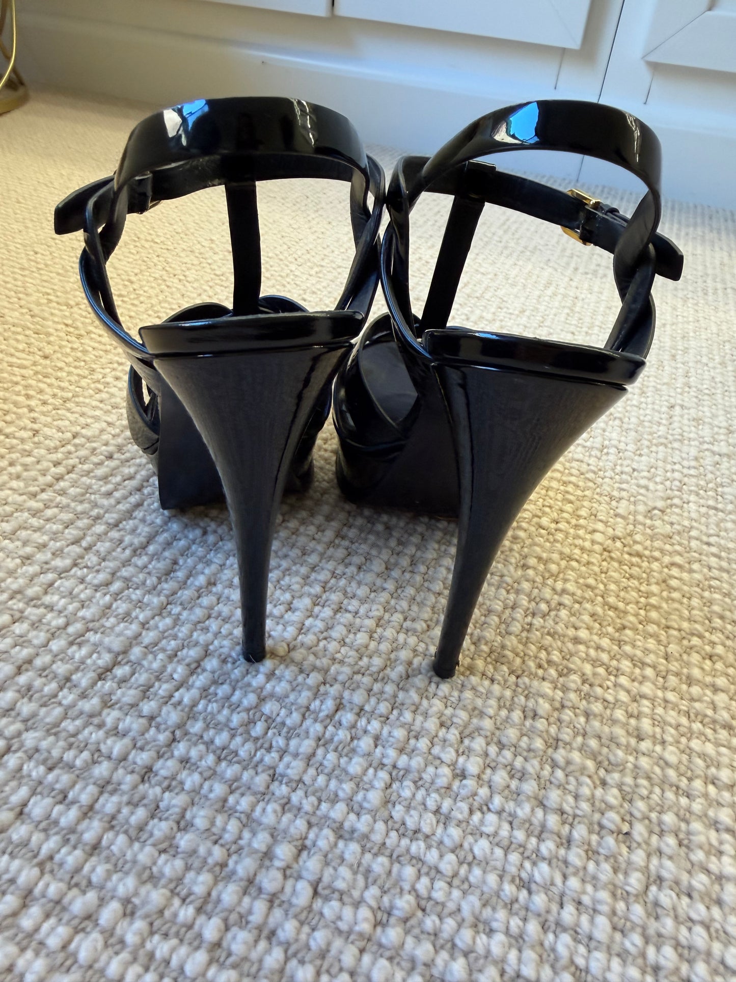 YSL Tribute Sandals Size 39