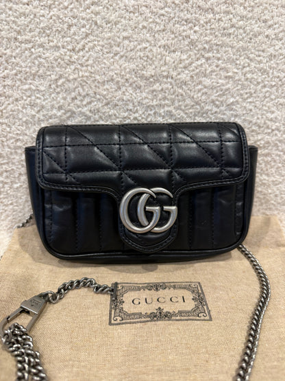 Black Gucci GG Marmont Super Mini bag