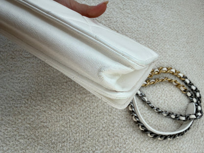 Chanel 19 woc white and gold