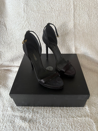 Versace heels sandals size 39