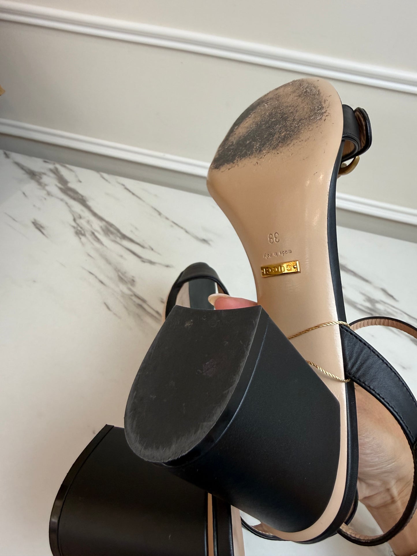 Gucci black leather GG Marmont sandals with block heels size 39