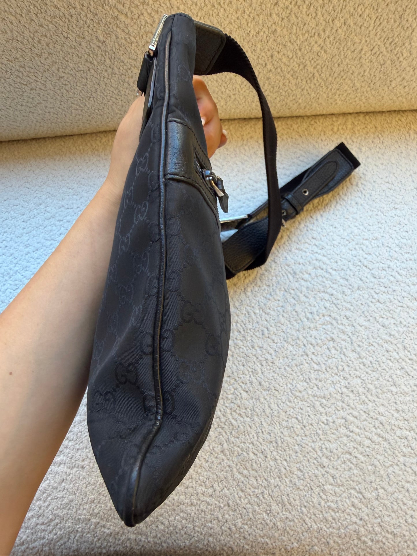 Gucci Men’s Cross Body Bag