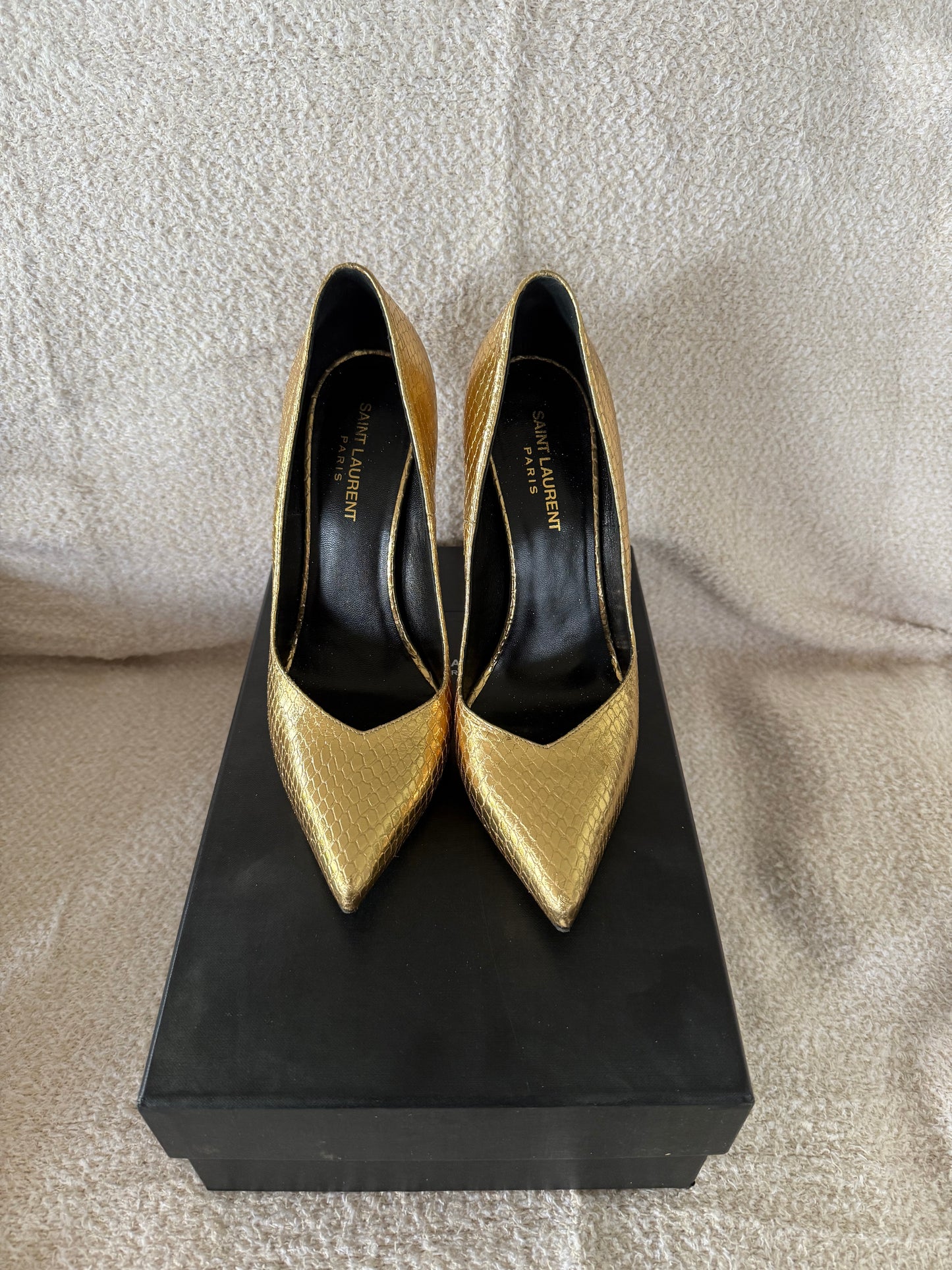 Saint Laurent pumps size 39