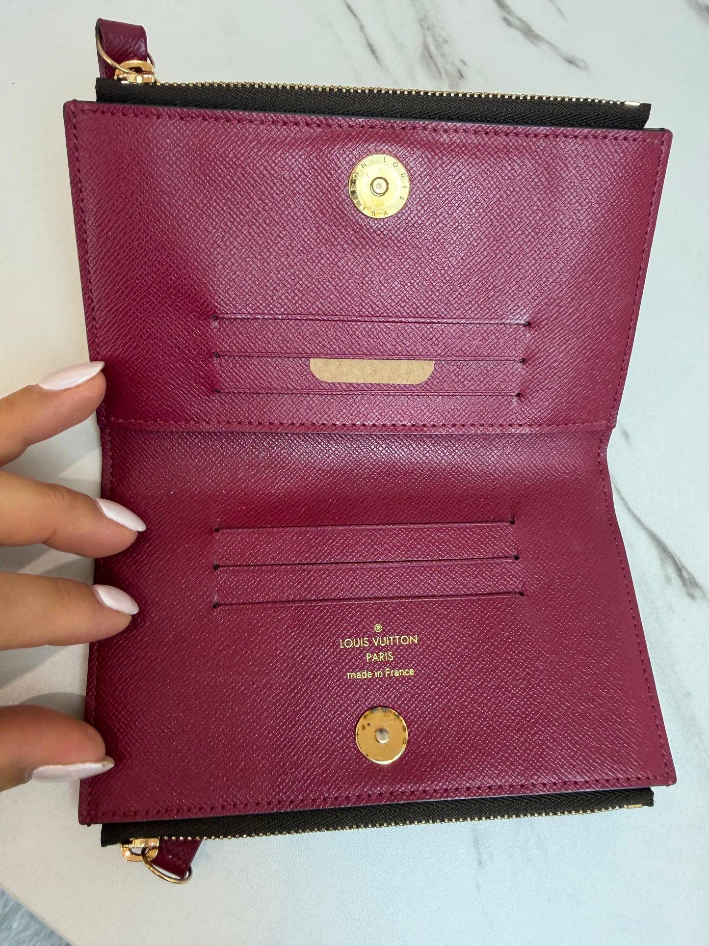 Louis Vuitton Pochette Zippée Wallet