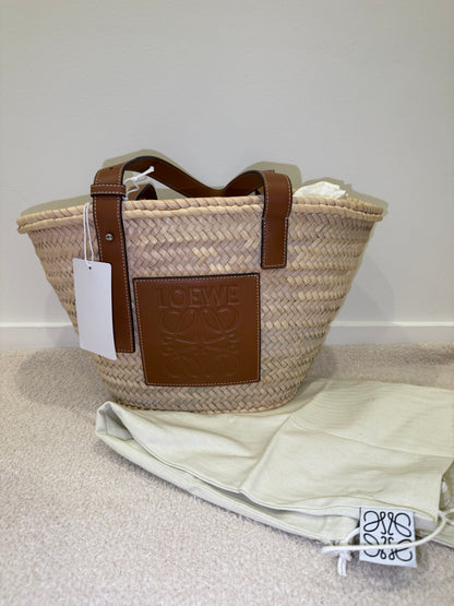 Loewe medium palm leaf Basket Bag