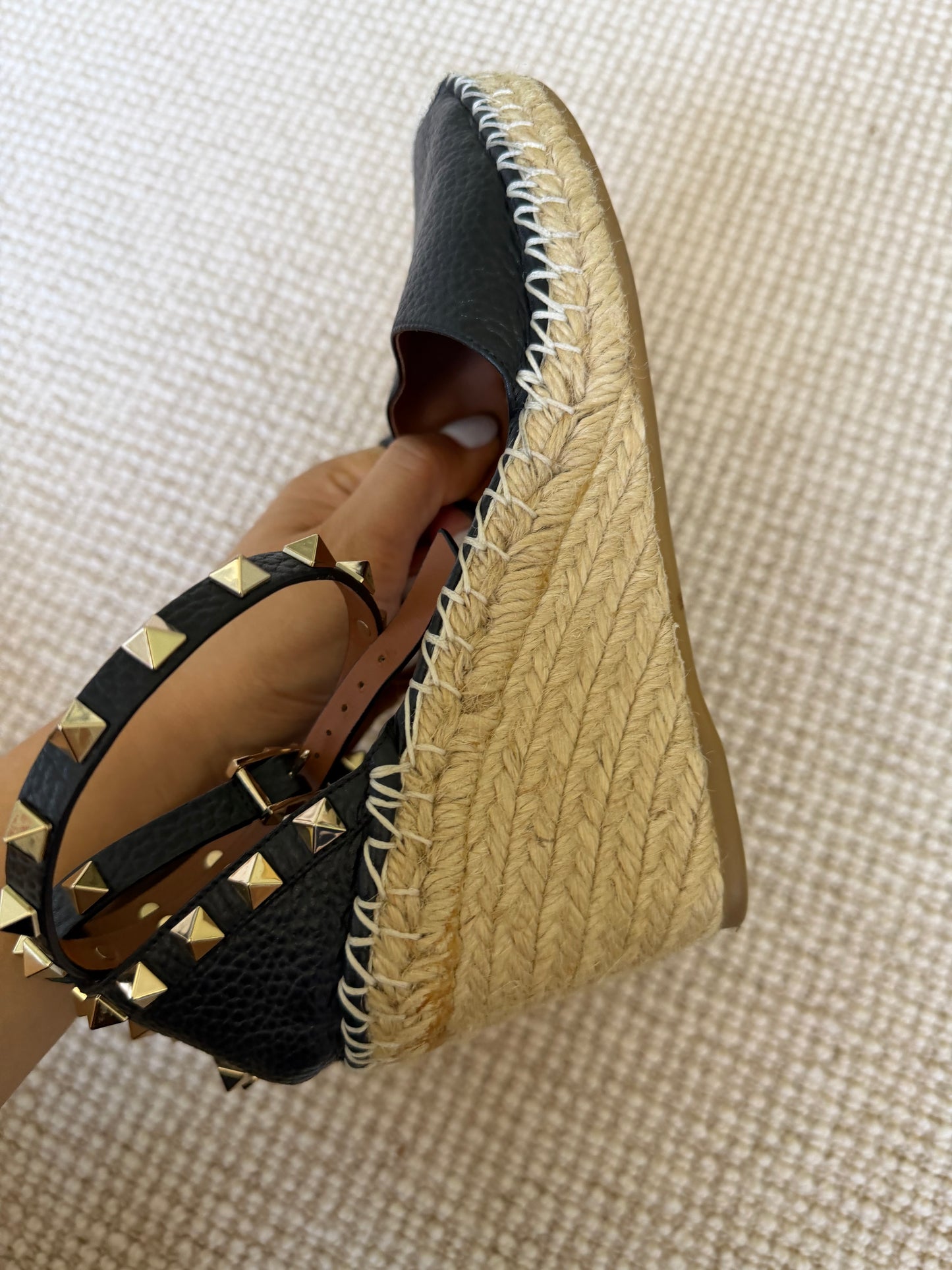 Valentino Rockstud Wedges size 37