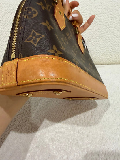 Louis Vuitton Alma BB in Monogram