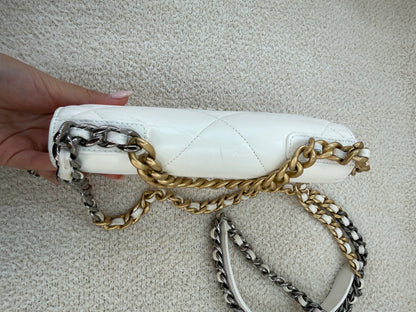 Chanel 19 woc white and gold