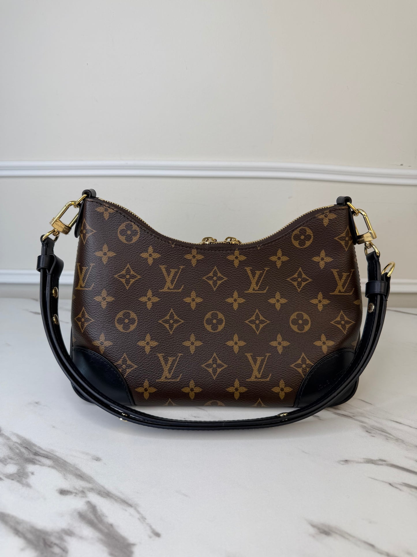 Louis Vuitton Loco Shoulder bag