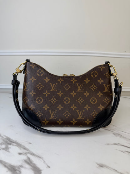 Louis Vuitton Loco Shoulder bag