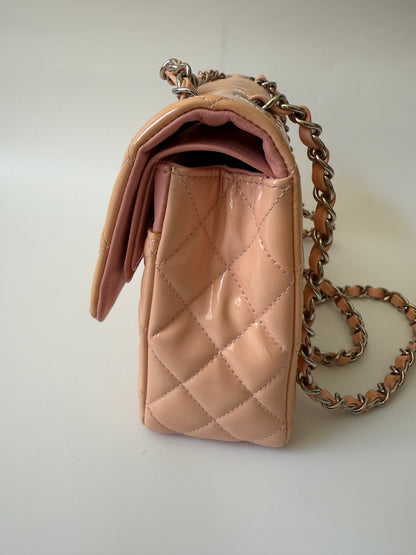 Vintage chanel Patent Medium Flap