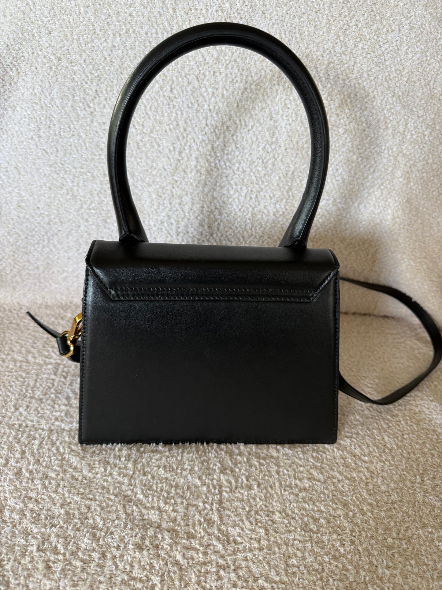 Jacquemus Le Grand Chiquito leather bag in blac
