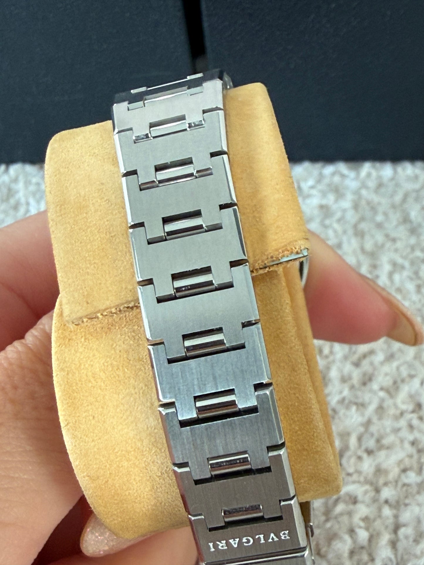 Bvlgari BB26 watch