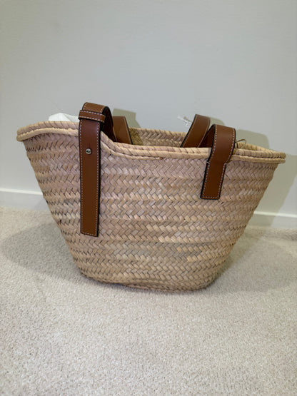 Loewe medium palm leaf Basket Bag