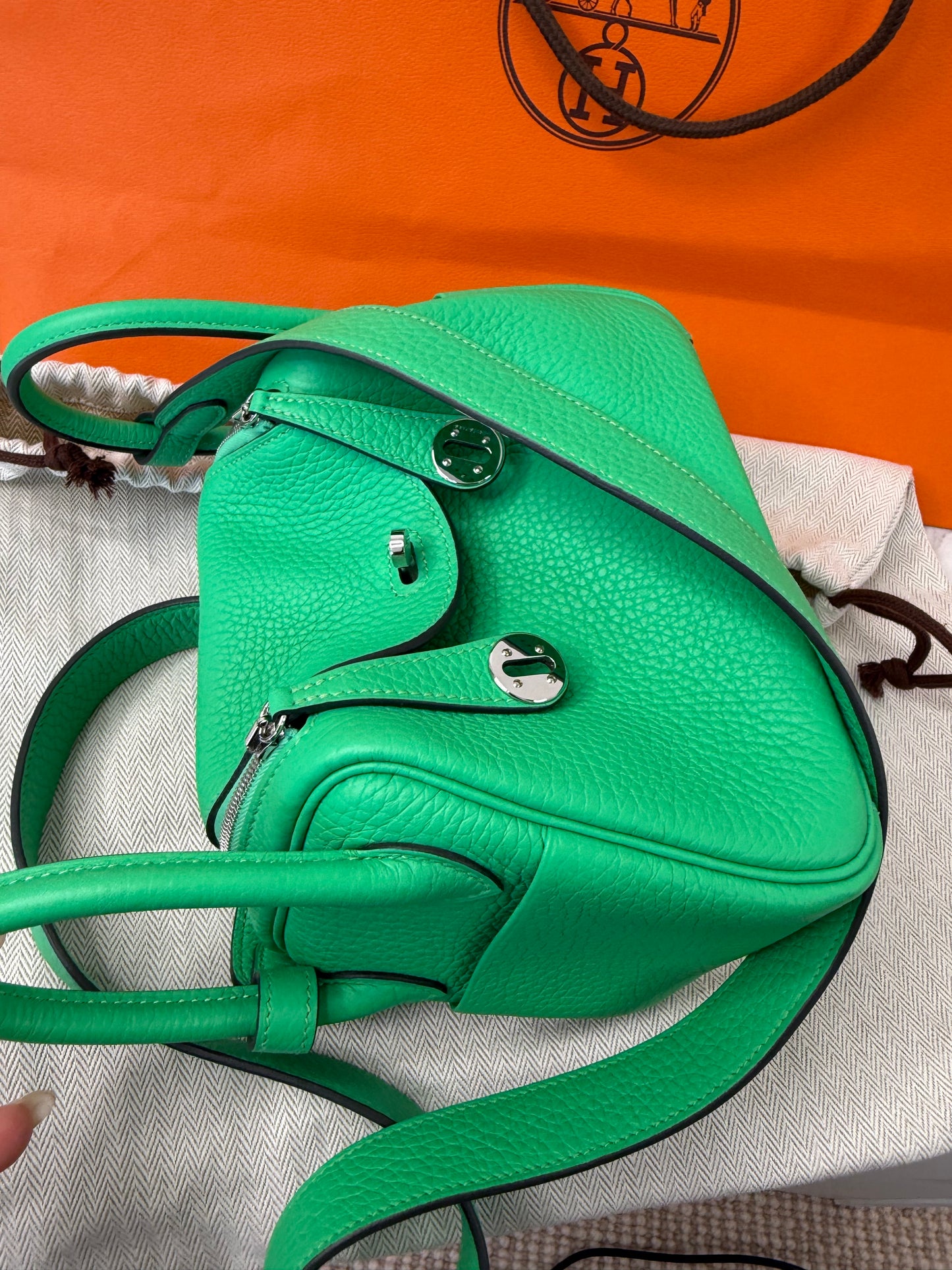 Hermès Mini Lindy clemence bag