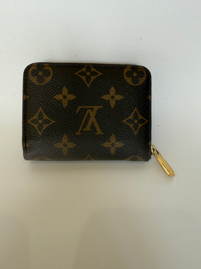 Louis Vuitton Monogram Zippy Wallet