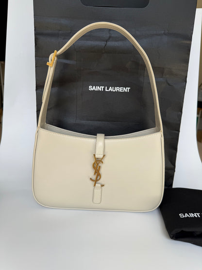 Saint Laurent Le 5 à 7 Hobo Bag