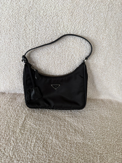 Prada Re-Edition 2005 bag