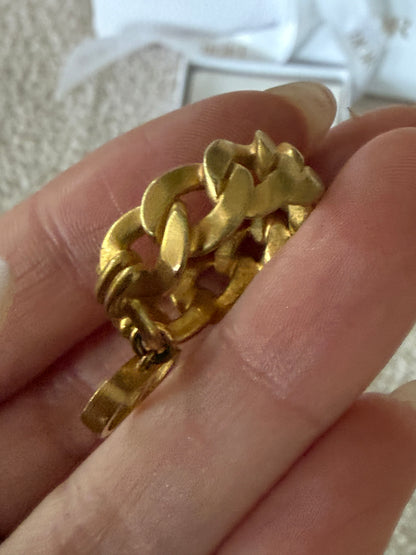 Dior Danseuse Etoile ring features gold-finish metal links