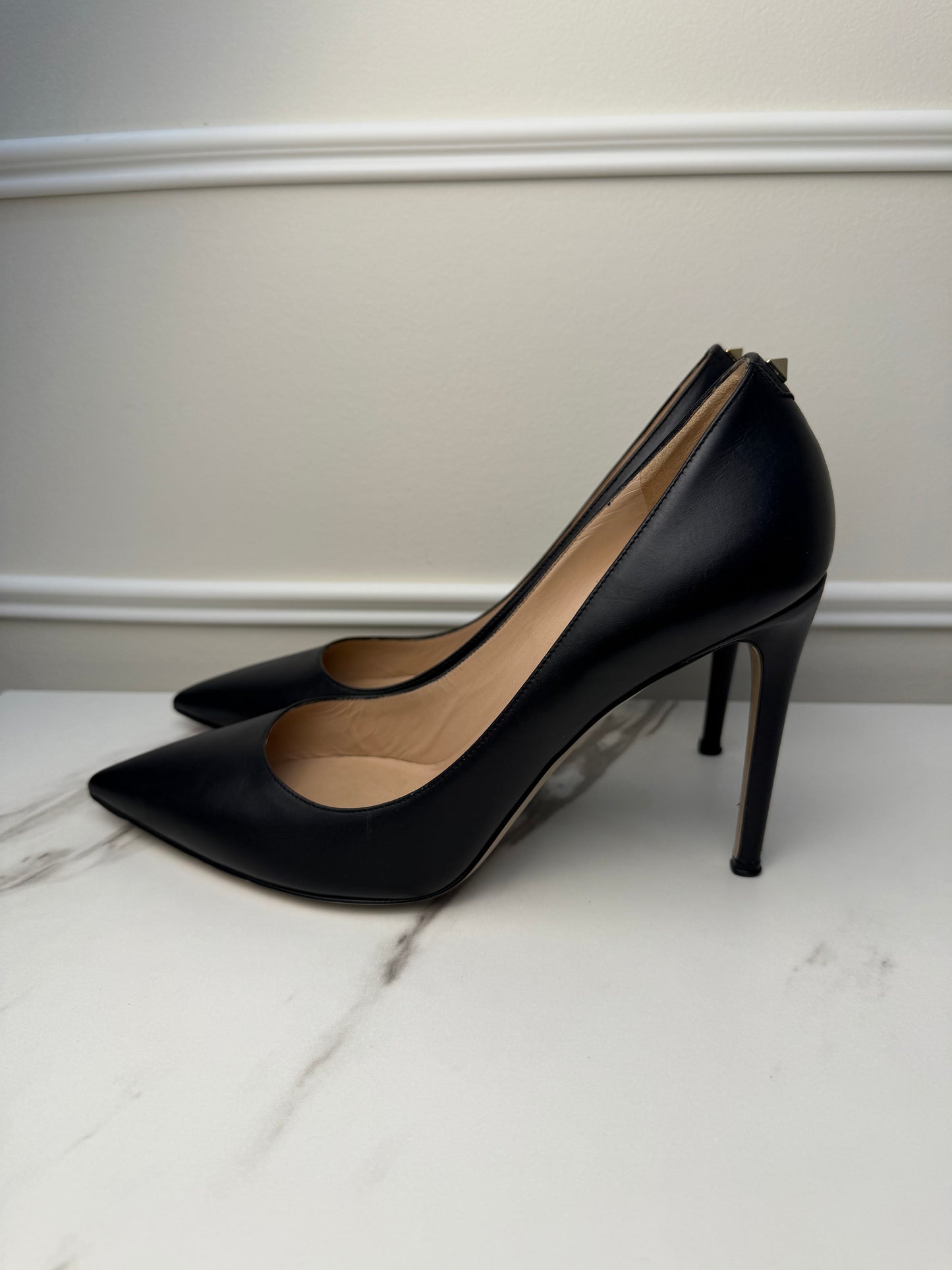 Valentino Rockstud Pumps, Size 39