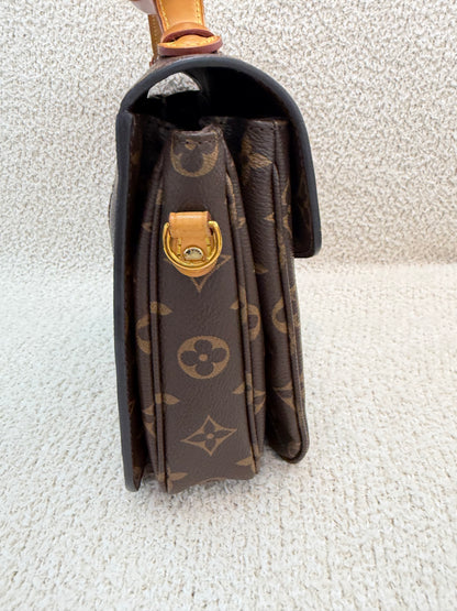 Louis Vuitton monogram Pochette Métis