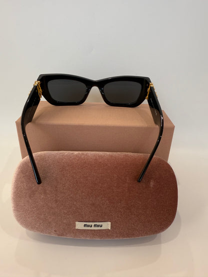 miumiu sunglasses, current season