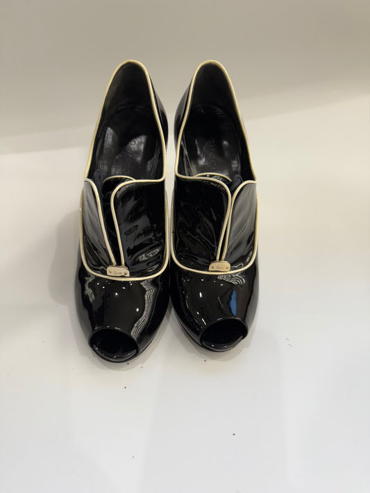 Gucci heels