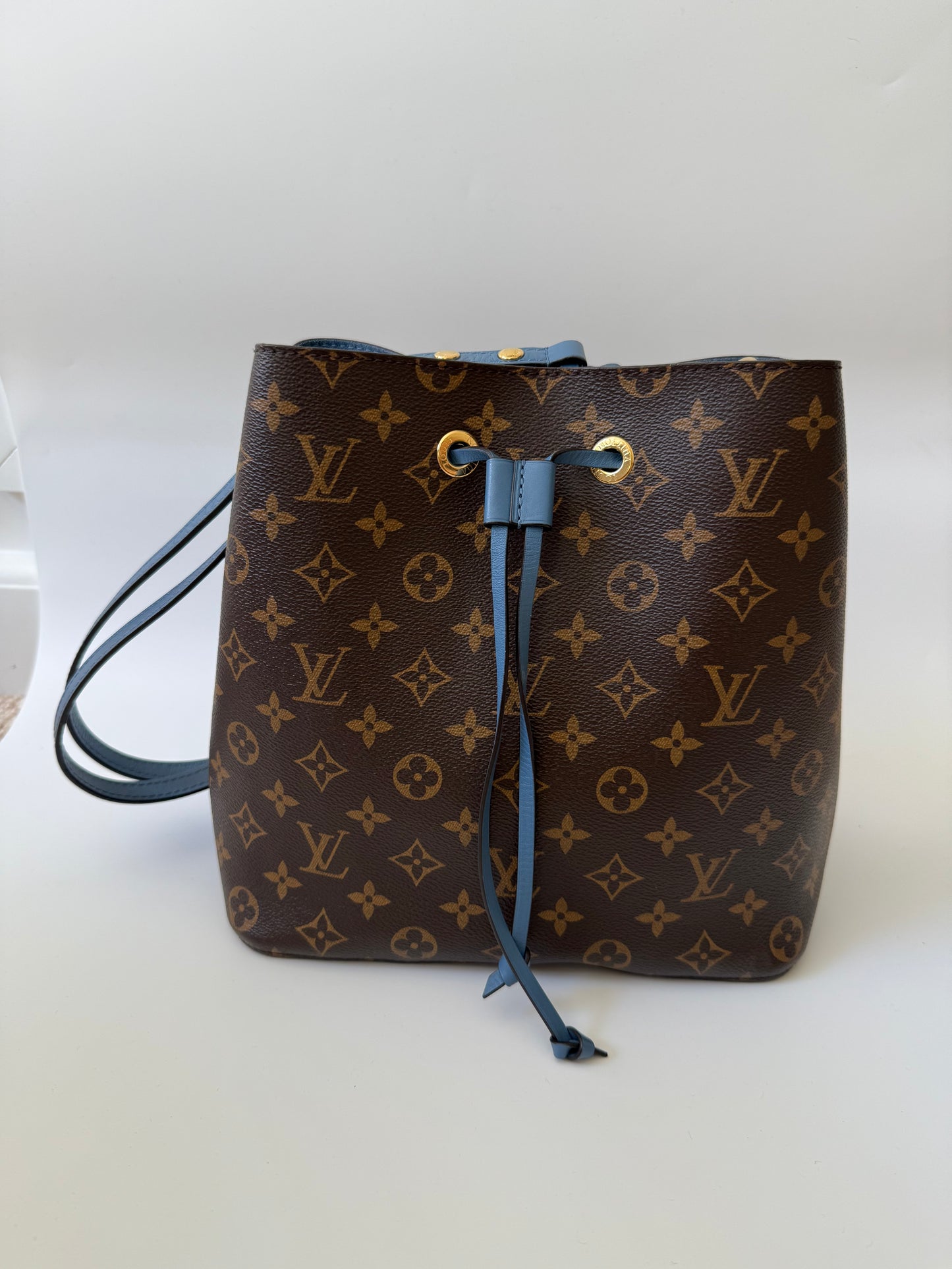 Louis Vuitton Neo Noe Bag