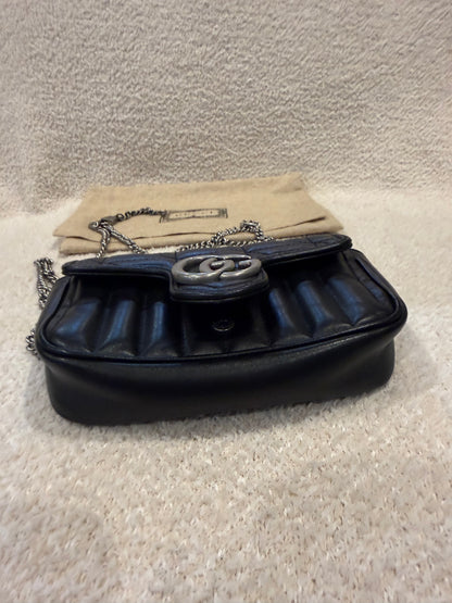 Black Gucci GG Marmont Super Mini bag