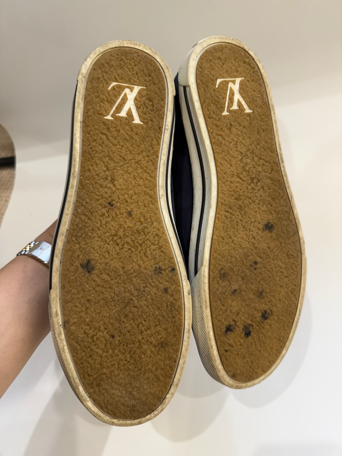 Louis Vuitton men’s sneakers size 6.5