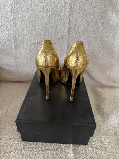 Saint Laurent pumps size 39